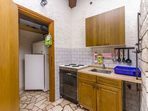 24033104-Ferienwohnung-8-Srima-300x225-3