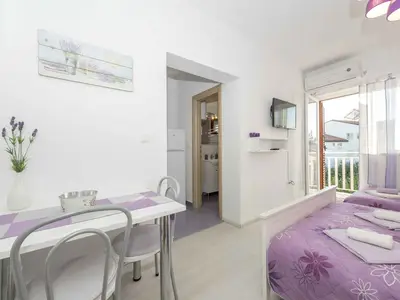 Ferienwohnung für 3 Personen (25 m²) in Srima 10/10