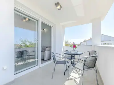 Ferienwohnung für 4 Personen (39 m²) in Srima 3/10