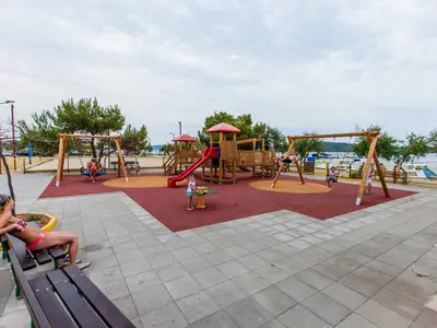 Ferienwohnung für 6 Personen (105 m²) in Srima 8/10