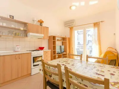 Ferienwohnung für 4 Personen (35 m²) in Srima 8/10