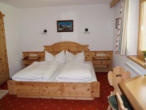 23580707-Ferienwohnung-2-St. Anton am Arlberg-300x225-2