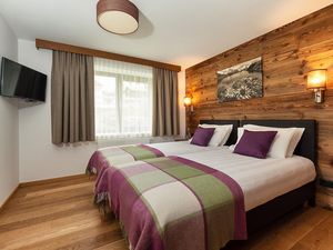 23585832-Ferienwohnung-4-St. Anton am Arlberg-300x225-1