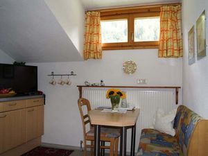 23992896-Ferienwohnung-3-St. Anton am Arlberg-300x225-3