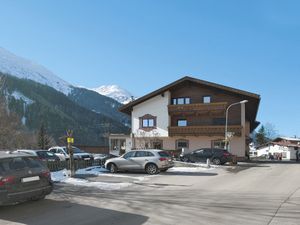 23846737-Ferienwohnung-2-St. Anton am Arlberg-300x225-4