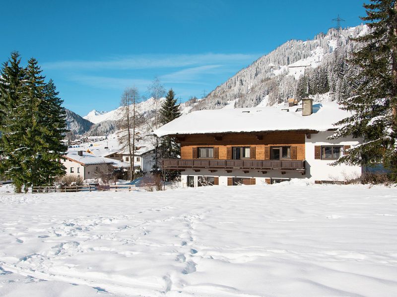 23851919-Ferienwohnung-4-St. Anton am Arlberg-800x600-0