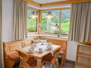 Ferienwohnung für 4 Personen (56 m²) in St. Anton am Arlberg