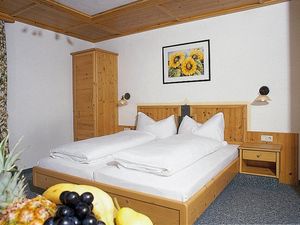 23288637-Ferienwohnung-6-St. Anton am Arlberg-300x225-5