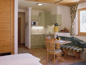 23288638-Ferienwohnung-2-St. Anton am Arlberg-300x225-2