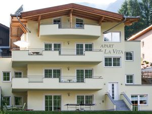 23822469-Ferienwohnung-2-St. Anton am Arlberg-300x225-3