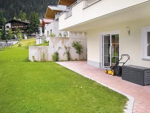 23822473-Ferienwohnung-4-St. Anton am Arlberg-300x225-1