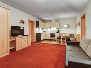 23822473-Ferienwohnung-4-St. Anton am Arlberg-300x225-3