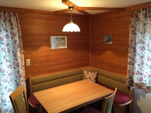 24017762-Ferienwohnung-5-St. Anton am Arlberg-300x225-5