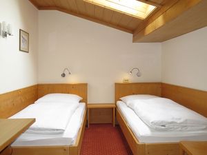 23851905-Ferienwohnung-6-St. Anton am Arlberg-300x225-1