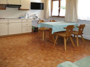 23851918-Ferienwohnung-4-St. Anton am Arlberg-300x225-3