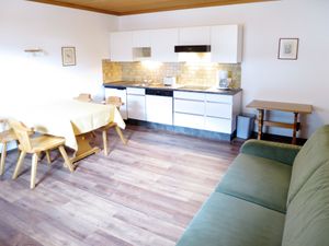 23851919-Ferienwohnung-4-St. Anton am Arlberg-300x225-2