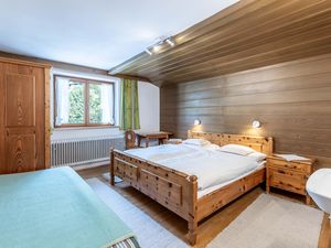 24050180-Ferienwohnung-4-St. Anton am Arlberg-300x225-4