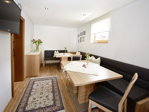 23520596-Ferienwohnung-8-St. Gallenkirch-300x225-3