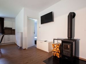 22348005-Ferienwohnung-6-St. Gallenkirch-300x225-5