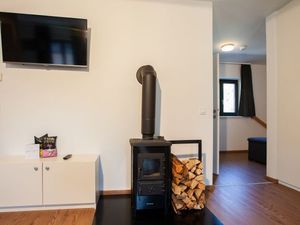 22624383-Ferienwohnung-6-St. Gallenkirch-300x225-3