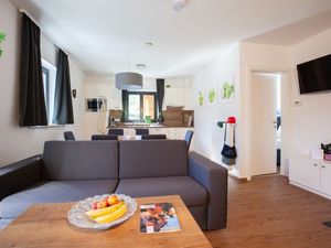 22624383-Ferienwohnung-6-St. Gallenkirch-300x225-1