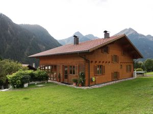 19337125-Ferienwohnung-4-St. Gallenkirch-300x225-1