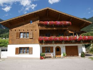 19337125-Ferienwohnung-4-St. Gallenkirch-300x225-2