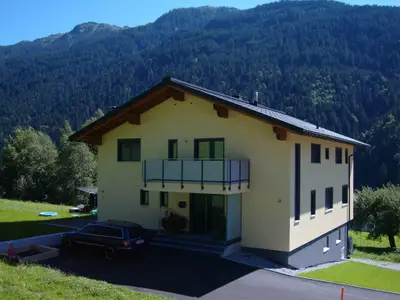 Haus im Sommer