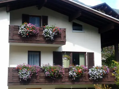 Balkon Wohnung 1. Etage, Balkon Wohnung parterre