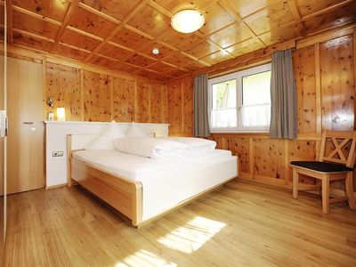 Schlafzimmer Aktiv-Ferienwohnungen Montafon