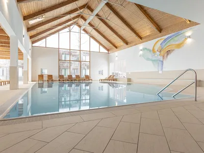 PoolOfHouse