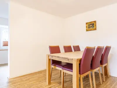 DiningRoom