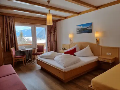 Dreibettzimmer