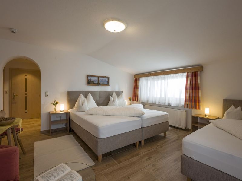 22794251-Ferienwohnung-4-St. Johann in Tirol-800x600-1