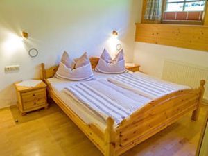 23430651-Ferienwohnung-4-St. Johann in Tirol-300x225-4