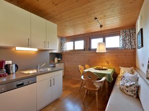 23696235-Ferienwohnung-5-St. Johann in Tirol-300x225-4