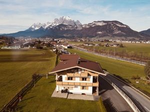 23907614-Ferienwohnung-4-St. Johann in Tirol-300x225-1