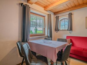 24055316-Ferienwohnung-6-St. Johann in Tirol-300x225-4