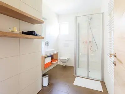 Bad/Dusche