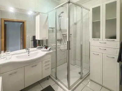 AO1-Badezimmer-neu-7806