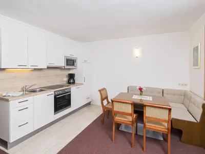 Wohnung 2_Küche und Essbereich