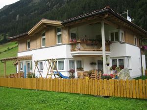 23888157-Ferienwohnung-10-St. Leonhard im Pitztal-300x225-1