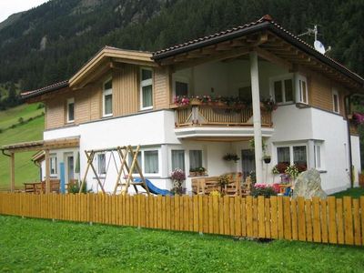 Ferienwohnung für 10 Personen (74 m²) in St. Leonhard im Pitztal 2/10