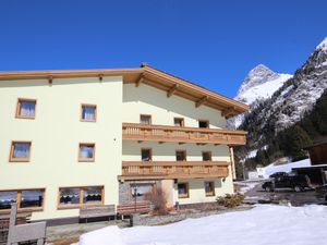 23852302-Ferienwohnung-2-St. Leonhard im Pitztal-300x225-3