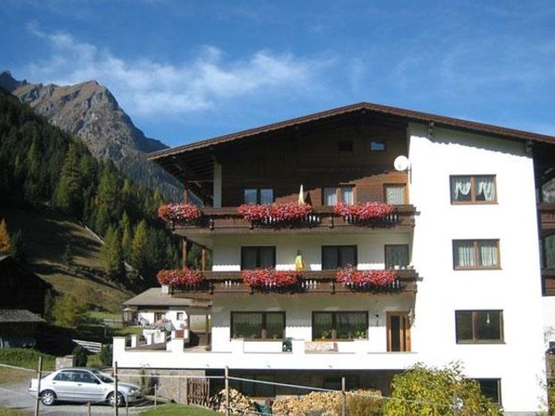 24056304-Ferienwohnung-5-St. Leonhard im Pitztal-800x600-2