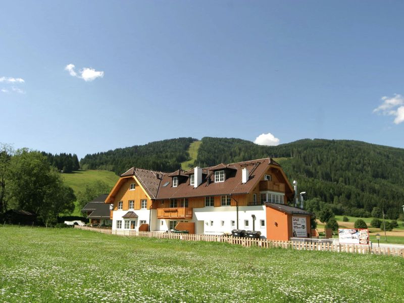 19335769-Ferienwohnung-4-St. Margarethen im Lungau-800x600-1