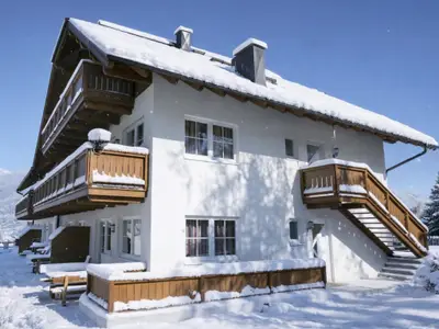 Außenseite Ferienhaus [Winter]