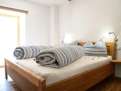 Loferer Alm Schlafzimmer 1