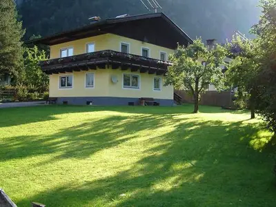 Ferienwohnung für 6 Personen (70 m²) in St. Martin b. Lofer 1/10