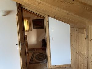 18806726-Ferienwohnung-6-St. Moritz-300x225-5